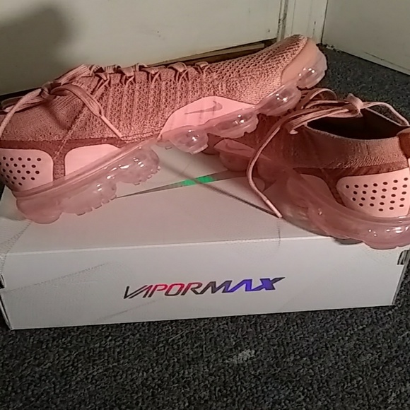 nike vapormax fake vs real pink